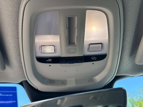 New 2026 Volvo XC40 B5 Ultra w/ Climate Package image 25