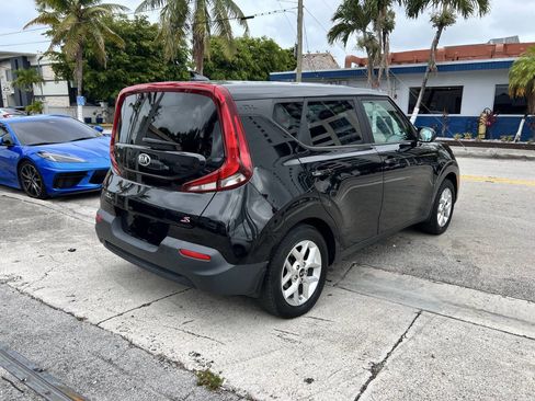 Used 2020 Kia Soul S image 6