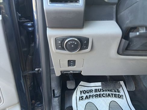 Used 2019 Ford F250 XLT w/ XLT Value Package image 12