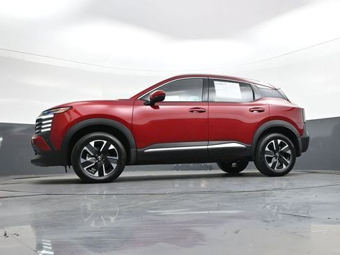 Used 2025 Nissan Kicks SR image 42