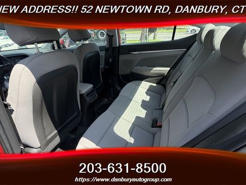 Used 2020 Hyundai Elantra Value Edition w/ Winter Weather Package FWD image 25