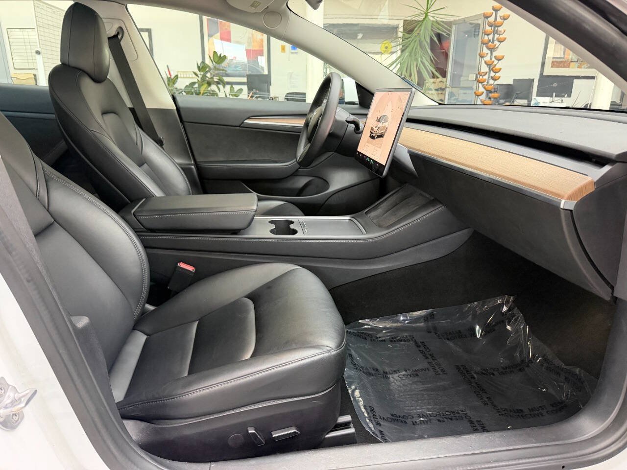 Used 2022 Tesla Model 3 Long Range AWD/4WD image 17