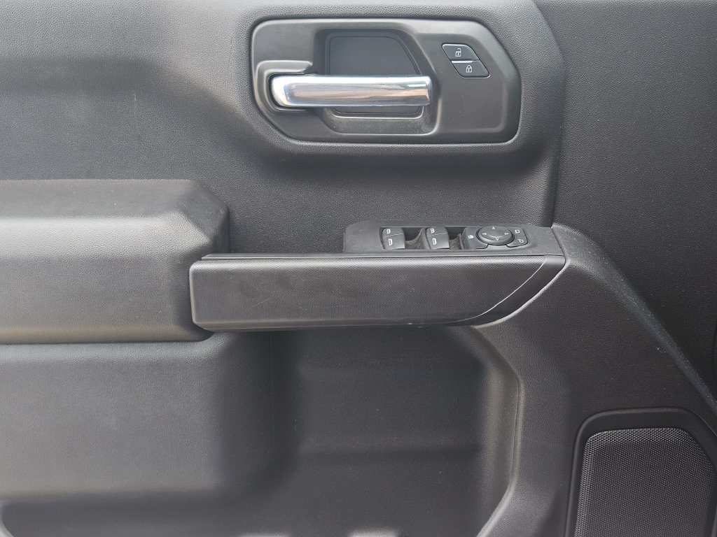 Used 2025 Chevrolet Silverado 1500 Custom RWD image 23