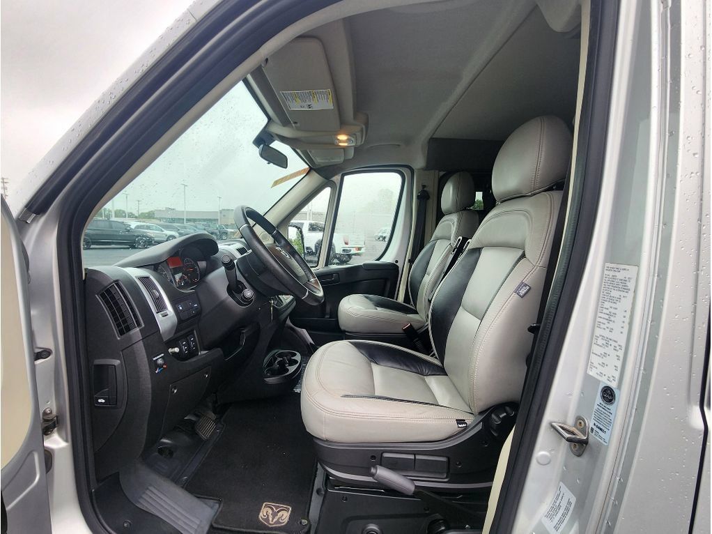 Used 2017 RAM ProMaster 1500 w/ Premium Appearance Group FWD image 32