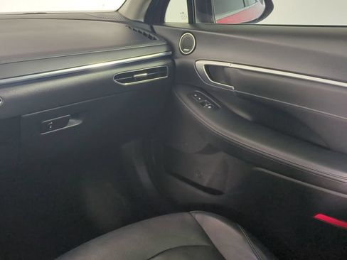 Used 2021 Hyundai Sonata Limited FWD image 18