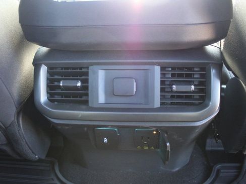 Used 2024 Ford F150 XLT w/ XLT Black Appearance Package image 37