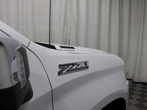 Used 2021 Chevrolet Silverado 1500 LTZ w/ LTZ Premium Package AWD/4WD image 27