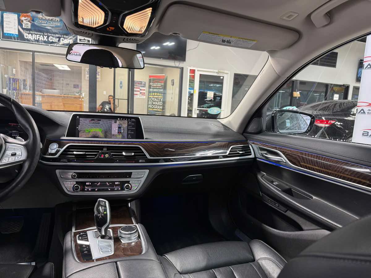 Used 2020 BMW 740i xDrive w/ Cold Weather Package AWD/4WD image 22