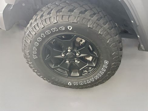 Used 2023 Jeep Wrangler Unlimited w/ Cold Weather Group AWD/4WD image 11