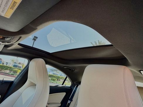Used 2014 Mercedes-Benz CLA 250 image 20
