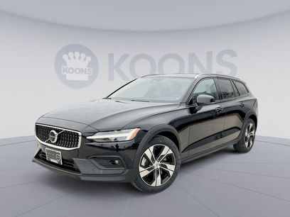 Certified 2024 Volvo V60 B5 Cross Country Plus