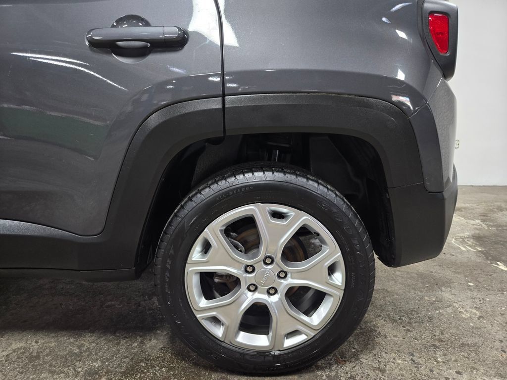 Used 2023 Jeep Renegade Limited w/ Sun/Sound Group AWD/4WD image 58