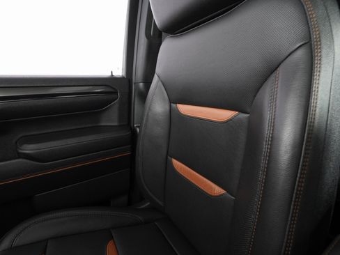 Used 2023 GMC Sierra 1500 AT4 w/ AT4 Premium Package image 27