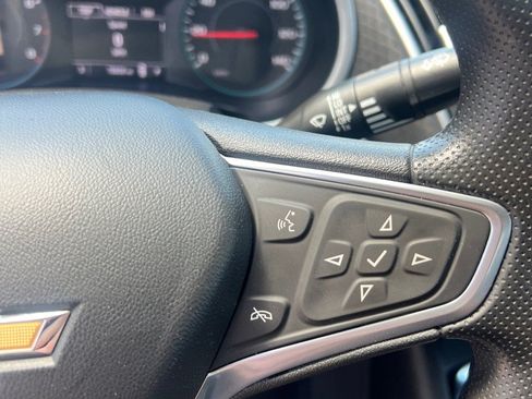 Used 2022 Chevrolet Malibu LT FWD image 27