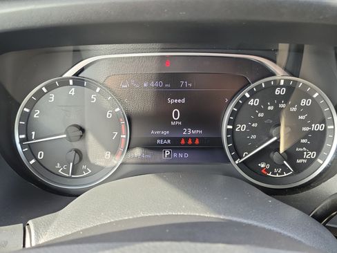 Used 2023 Nissan Titan SV w/ SV Convenience Package image 29