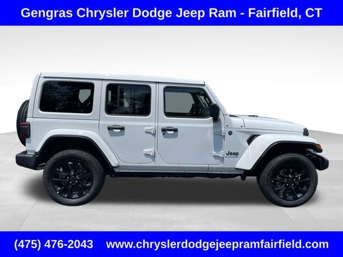 Certified 2025 Jeep Wrangler Unlimited Sahara w/ Safety Group AWD/4WD image 8