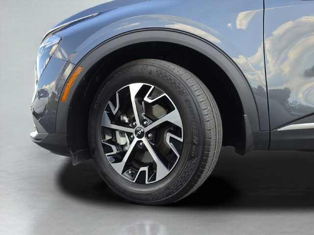 Used 2023 Kia Sportage EX FWD image 43