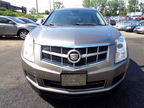 Used 2011 Cadillac SRX Luxury image 2