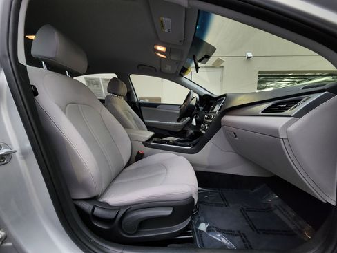 Used 2018 Hyundai Sonata SE image 23