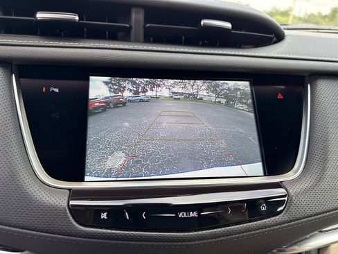 Used 2019 Cadillac XT5 Luxury image 24