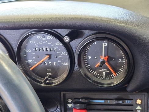 Used 1987 Porsche 911 Carrera image 20