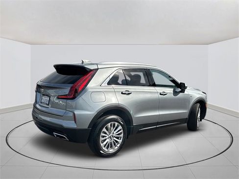 Certified 2024 Cadillac XT4 Premium Luxury image 11