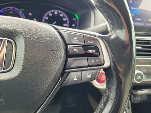 Used 2021 Honda Accord Touring image 25