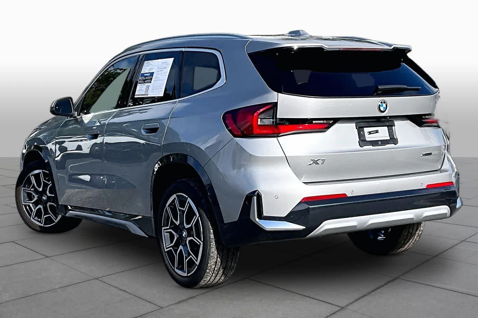Used 2023 BMW X1 xDrive28i w/ Convenience Package AWD/4WD image 12