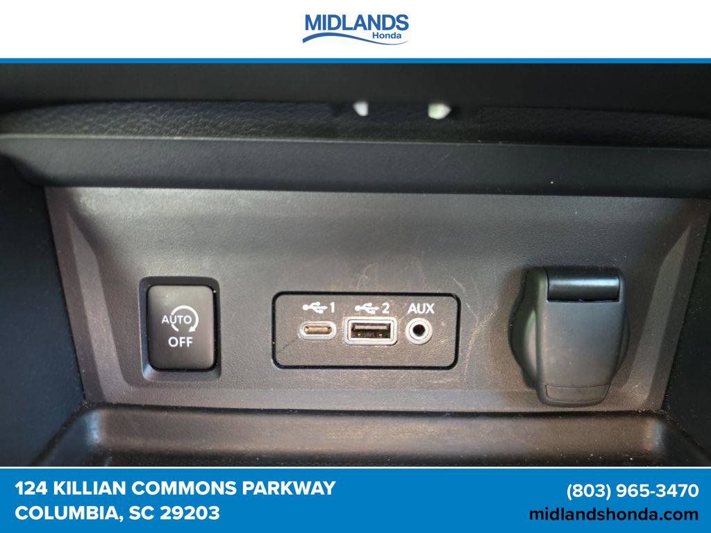 Used 2025 Nissan Sentra SV FWD image 20