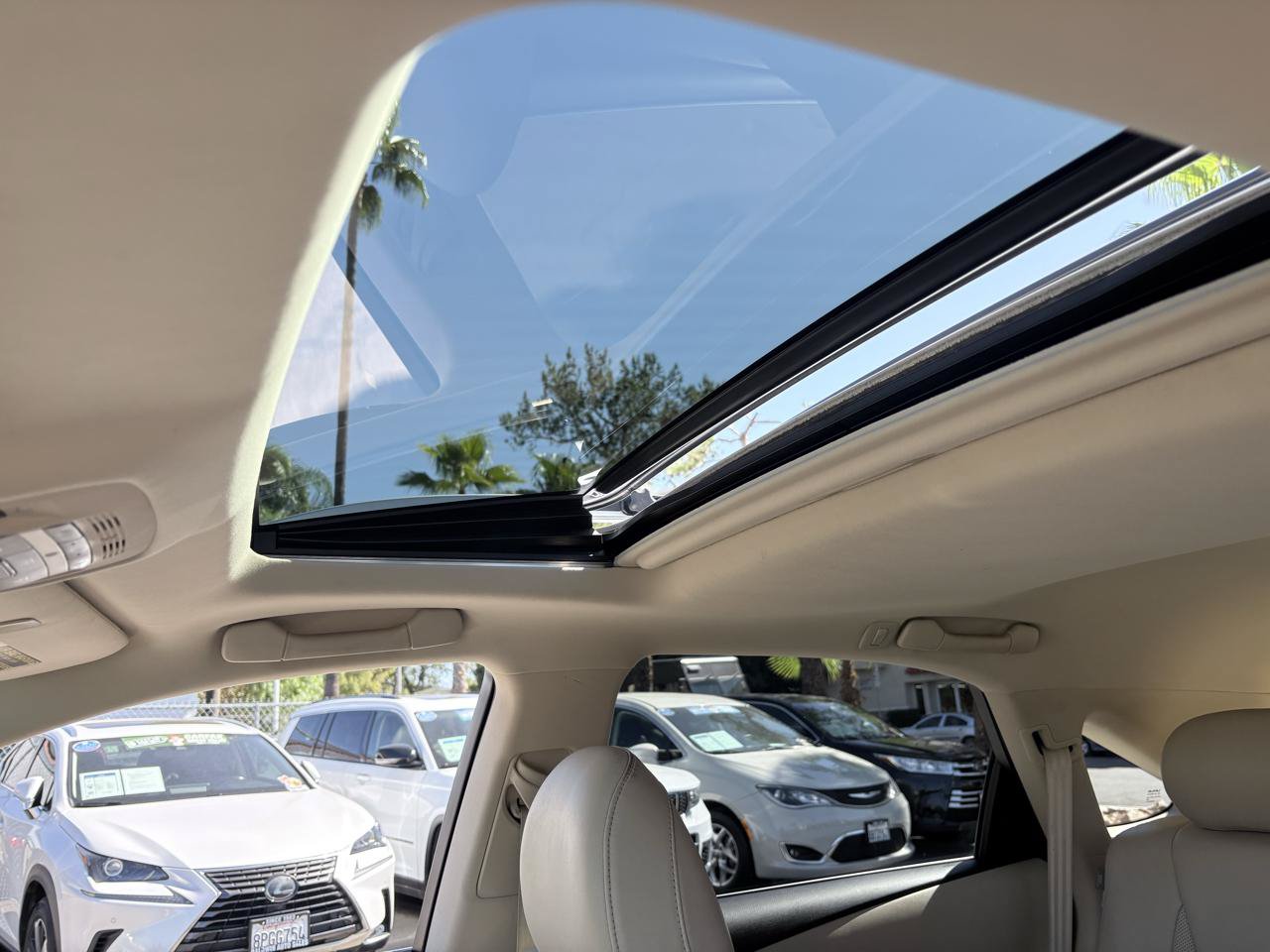 Used 2012 Lexus RX 350 FWD w/ Premium Pkg image 10