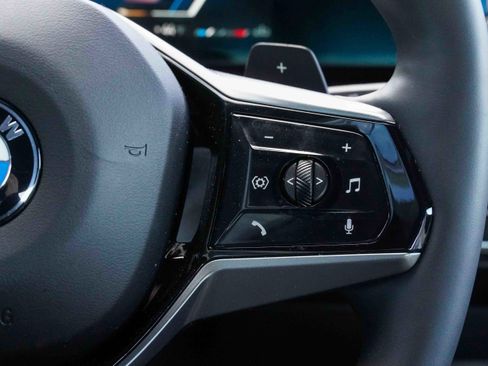 Certified 2025 BMW 530i xDrive image 23