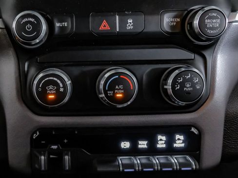 Used 2022 RAM 2500 Big Horn w/ Level 1 Equipment Group AWD/4WD image 26