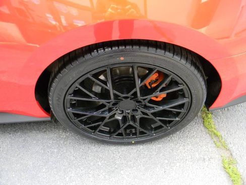 Used 2020 Ford Mustang GT Premium RWD image 30