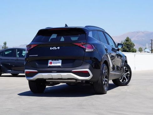 Used 2025 Kia Sportage EX w/ Premium Package FWD image 8