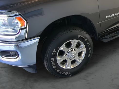 Used 2024 RAM 2500 Big Horn w/ Snow Chief Group image 7