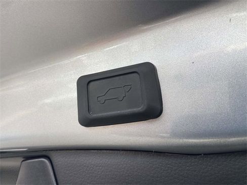 Used 2024 Toyota RAV4 Limited w/ Advanced Technology Package image 11