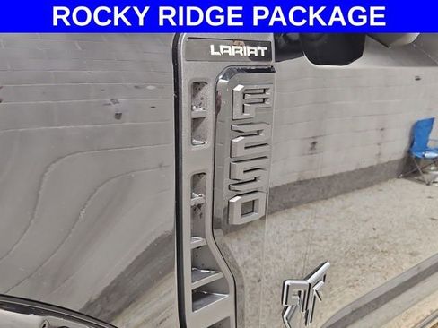 New 2026 Ford F250 Lariat w/ Black Appearance Package image 9