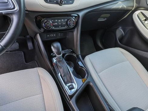 Used 2021 Buick Encore GX Select FWD image 20