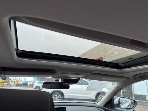 Used 2018 Honda Accord EX image 36