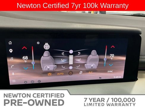 Used 2025 Nissan Murano SL AWD/4WD image 17
