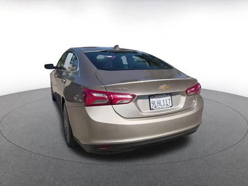 Used 2024 Chevrolet Malibu LT image 11