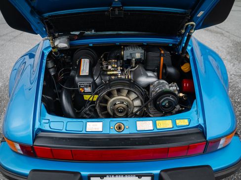Used 1989 Porsche 911 Targa RWD image 40