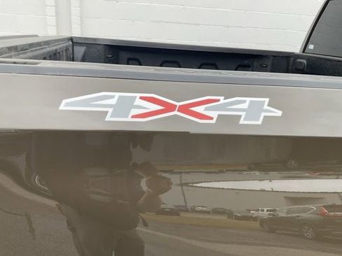 Used 2023 Chevrolet Silverado 1500 LT image 12