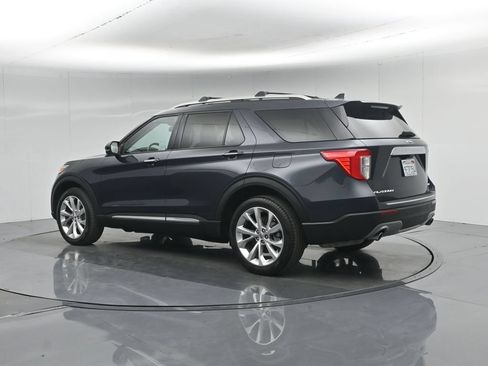 Certified 2023 Ford Explorer Platinum AWD/4WD image 7