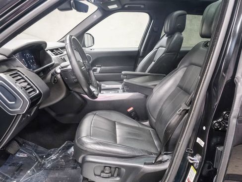 Used 2018 Land Rover Range Rover Sport HSE AWD/4WD image 24