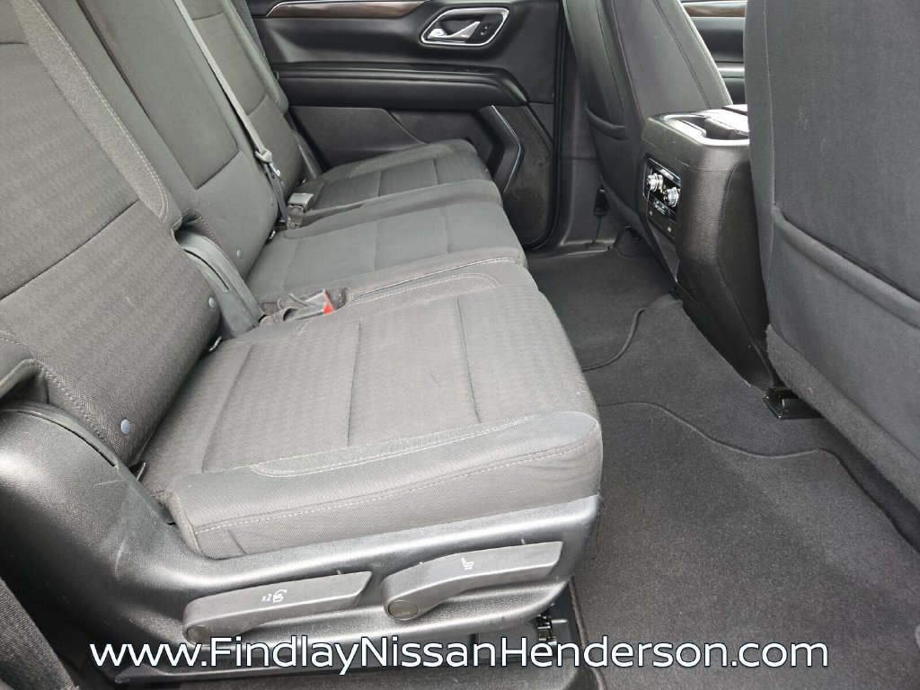 Used 2023 GMC Yukon SLE RWD image 16