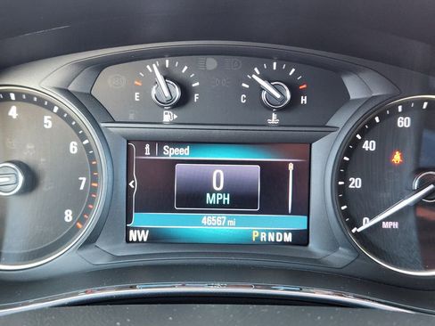 Used 2022 Buick Encore Preferred w/ Safety Package image 17