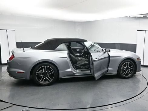 Used 2022 Ford Mustang Premium image 35