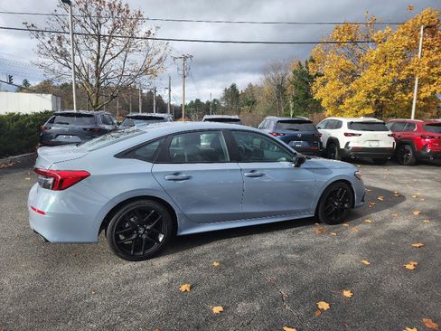 Used 2023 Honda Civic Sport image 7