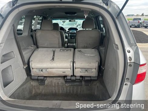 Used 2011 Honda Odyssey EX image 17